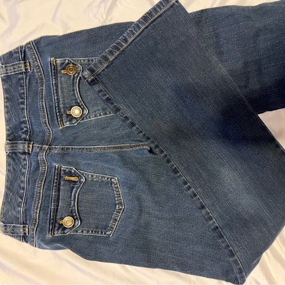 EUC Michael Michael Kors denim. Size 4. - Picture 5 of 12
